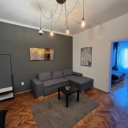 Two Bedroom Apartment Near Slavija Square Belgrade Extérieur photo