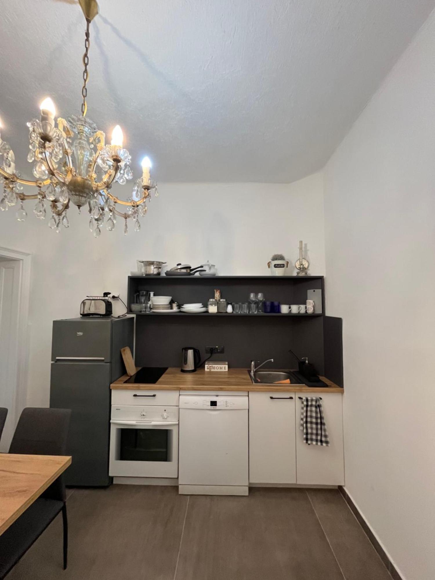 Two Bedroom Apartment Near Slavija Square Belgrade Extérieur photo