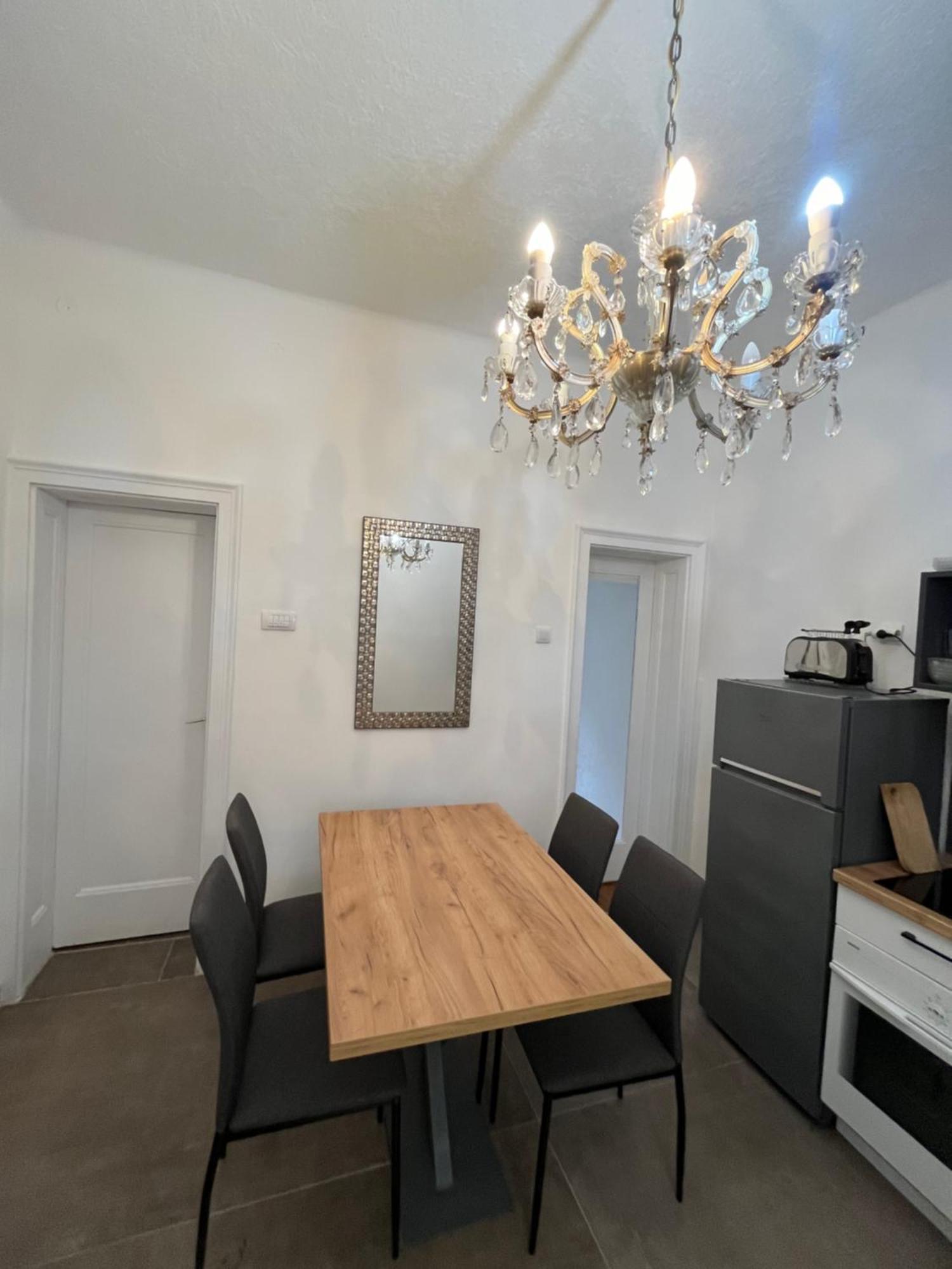 Two Bedroom Apartment Near Slavija Square Belgrade Extérieur photo