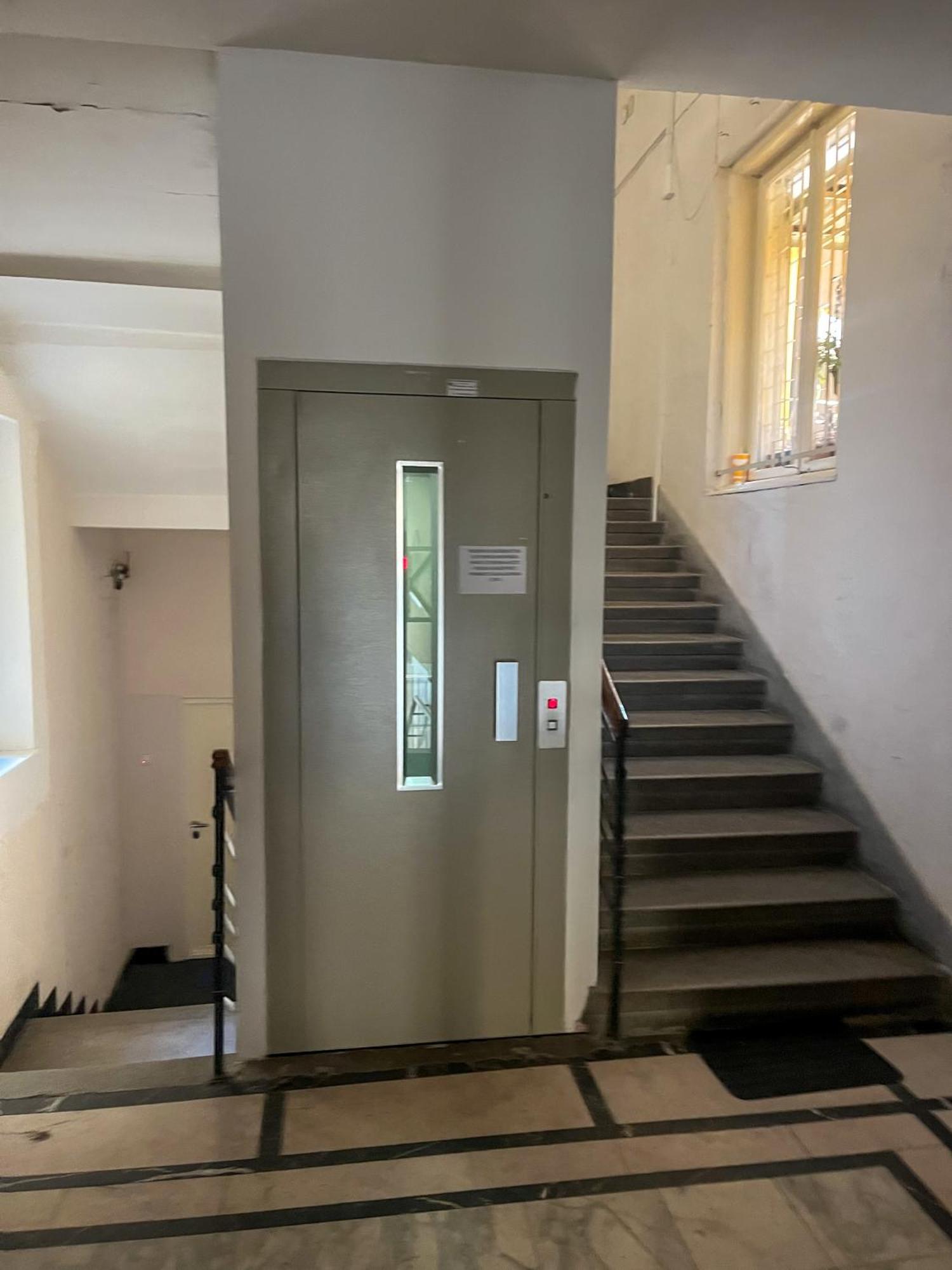 Two Bedroom Apartment Near Slavija Square Belgrade Extérieur photo